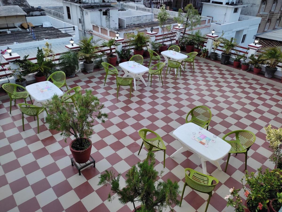 Hotel Krishna Ji Haridwār Extérieur photo