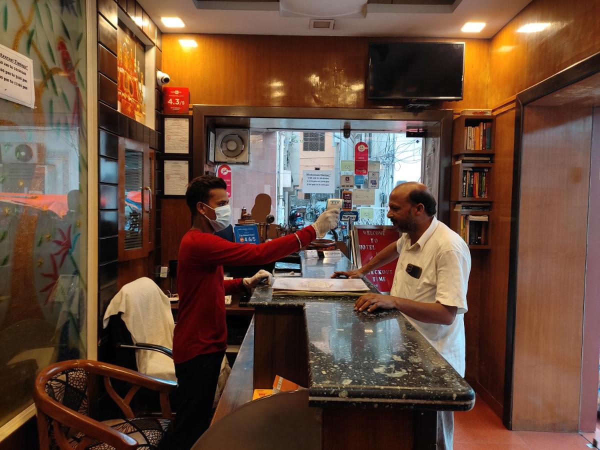 Hotel Krishna Ji Haridwār Extérieur photo